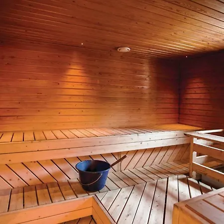 Eight Bedroom Holiday In Semesterbostad